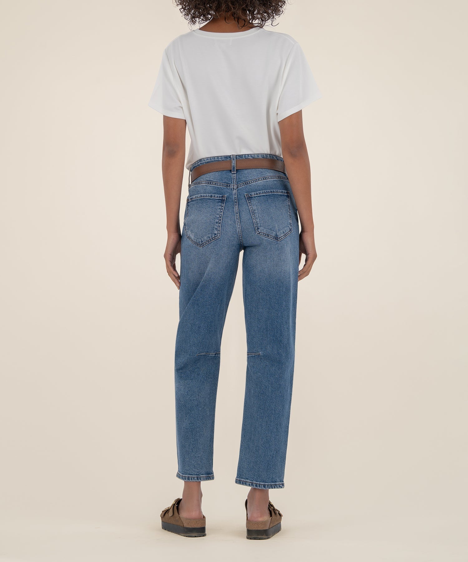 Ashley High Rise Slouchy Barrel Straight Leg - Improving W/Med Base Wash