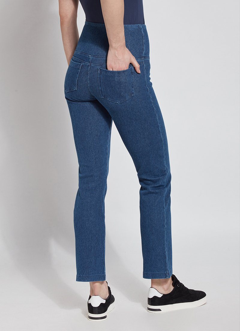 Denim Straight - Mid Wash